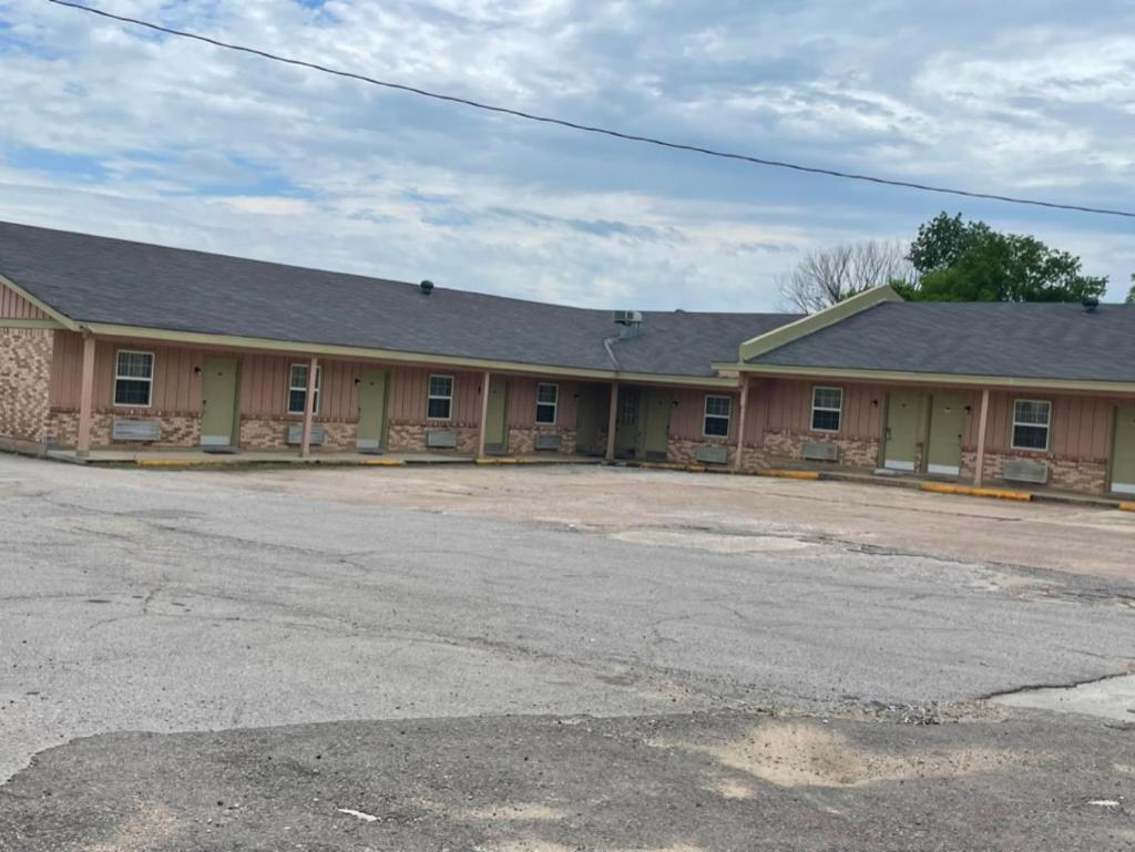 Motel Village *
